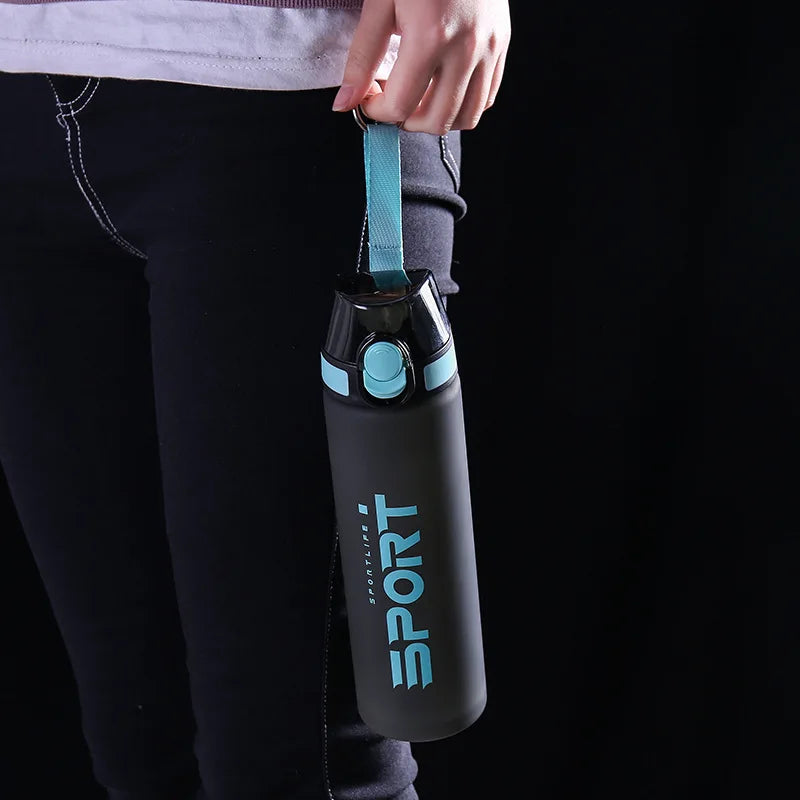 Bouteille d'Eau Sport 750ml Vélo